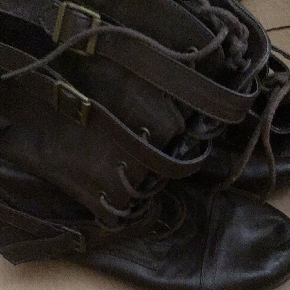 Used Brown Boots